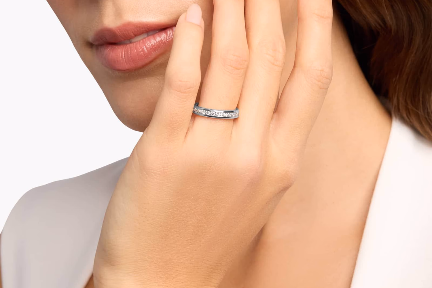 Blue Nile Floating Diamond anniversary ring in white gold lifestyle