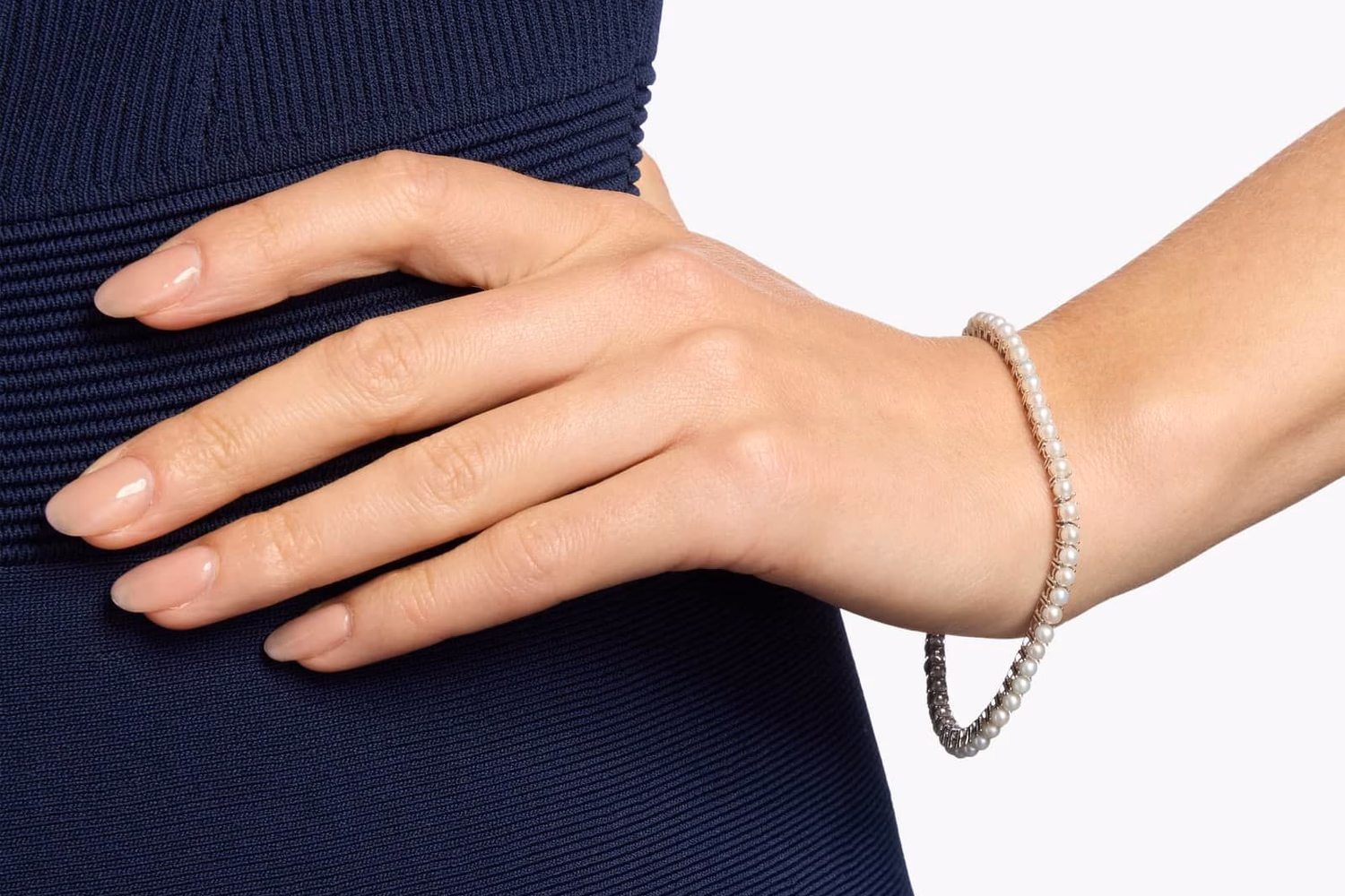 Freshwater Pearl Bracelet in White Gold — Wrist Lifestyle
